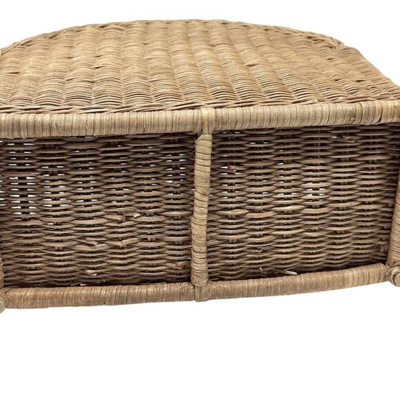 Vintage 80s French Country Wicker Basket Magazine Holder w/ Apple Accent - Picture 8 of 10